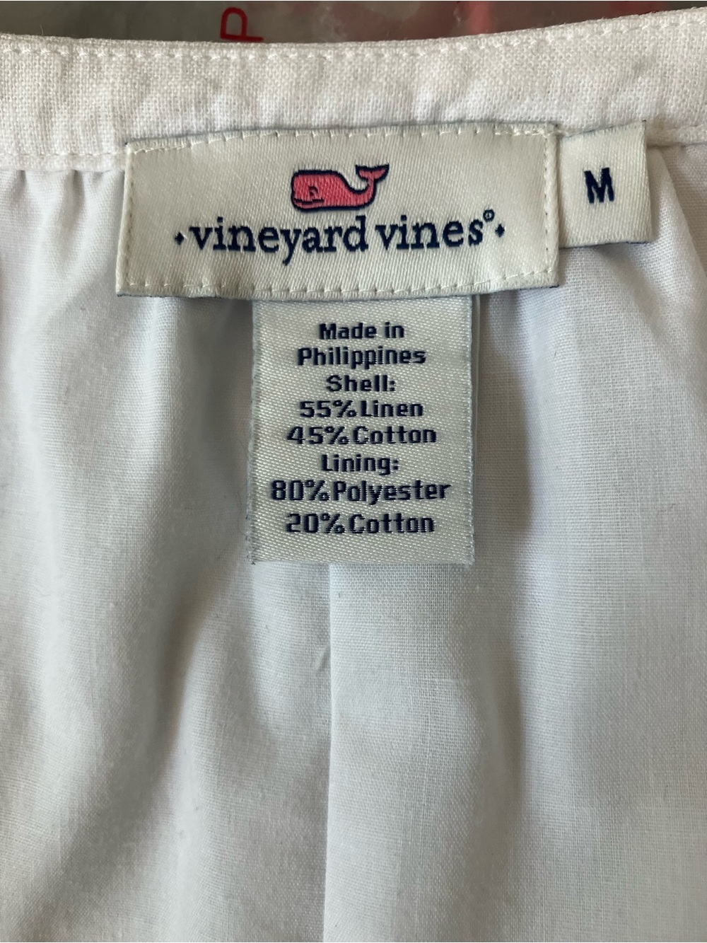 Vineyard Vines White Sleeveless V-Notch Tank - Picture 4 of 4